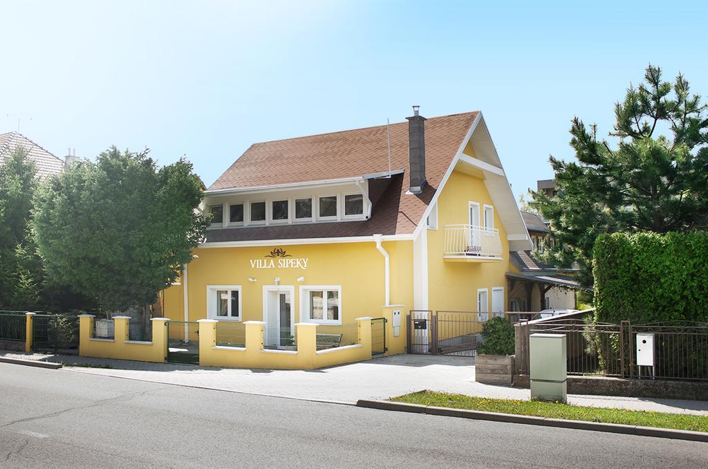 Villa Sipeky Senec Exterior foto