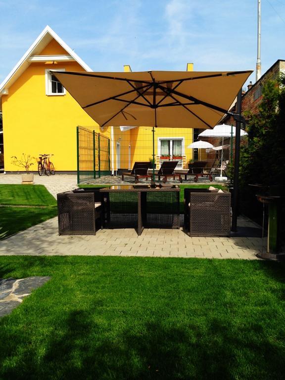 Villa Sipeky Senec Exterior foto